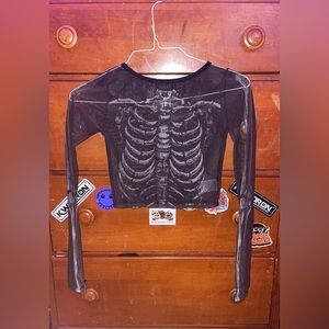 ☠️Cute skeleton cropped sheer shirt for sale☠️🛍️